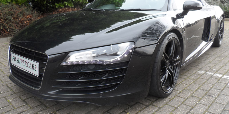 Audi R8 Coupe