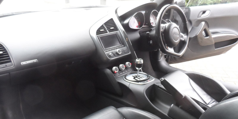 R8 V8 Hire